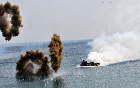 Mỹ, Hàn tập trận hải quân cùng tàu sân bay hạt nhân - 1 Một cuộc tập trận chung của Mỹ và Hàn Quốc hồi tháng 4.