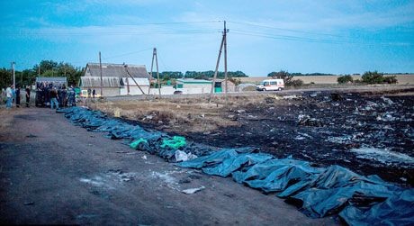 Chuyến đi lặng lẽ của các thi thể vụ rơi máy bay MH17