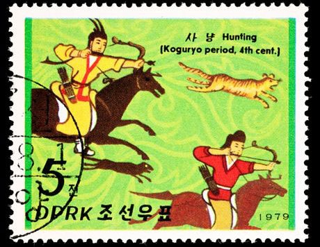 Tem mèo trắng được phát hành năm 1983.