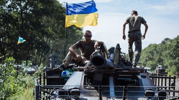 Tổng thống Ukraine giải tán quốc hội, kêu gọi bầu cử sớm - 2 Giao tranh ác liệt vẫn diễn ra ở đông Ukraine.