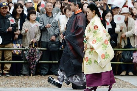 Theo quy định, Công chúa Noriko phải từ bỏ địa vị hoàng gia khi kết hôn với thường dân.