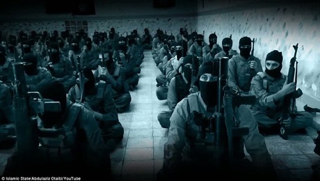 Các chiến binh bên trong một trung tâm huấn luyện.