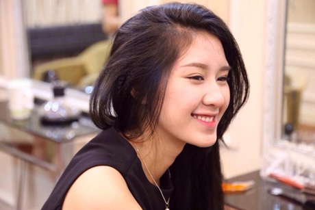 Nữ sinh xinh đẹp trường báo bén duyên MV, phim ngắn - 2 Nữ sinh xinh đẹp trường báo bén duyên MV, phim ngắn