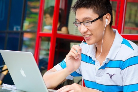 6 bí quyết để học giỏi tiếng Anh của nữ thạc sĩ ĐH Harvard - 3 Không lúc nào là quá muộn: Hãy cùng học nói tiếng Anh ngay từ hôm nay.
