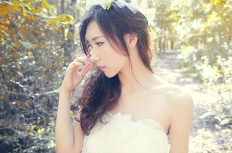 Hot girl ĐH Văn hóa Hà Nội: Mê sử, “máu” kinh doanh - 2 Không chỉ xinh đẹp, cô gái tới từ xứ