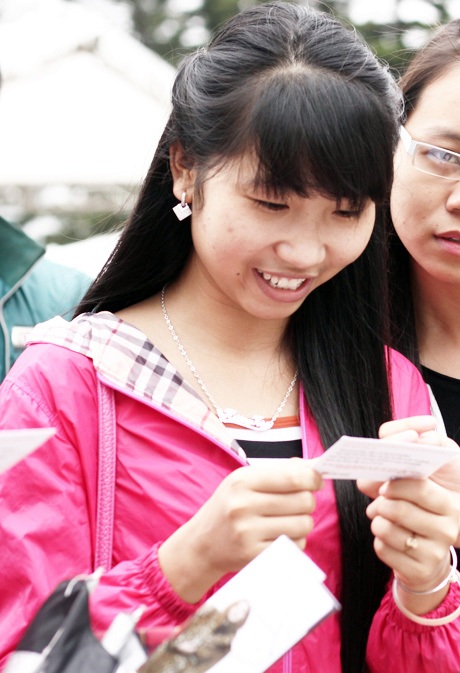 Giới trẻ Hà Nội đội mưa lan tỏa “tử tế” - 10 Hầu hết ai cũng cảm thấy thú vị, đồng ý thực hiện lời khuyên ghi trên thẻ