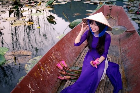 Thiếu nữ xinh đẹp lạc “miền cổ tích” suối Yến - 16 Miền cổ tích ở suối Yến khiến thiếu nữ chẳng muốn bước về…