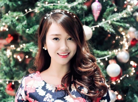 Bí quyết trang điểm cho đêm Giáng sinh thêm lung linh - 1 Bí quyết trang điểm cho đêm Giáng sinh lung linh