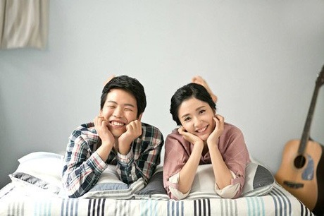 Tuy nhiên, cô đã bỏ ngoài tai những lời đàm tiếu đó để vun vén cho tình yêu của mình