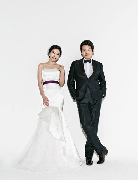 Anh luôn chở che, bảo vệ và yêu thương cô hết mực