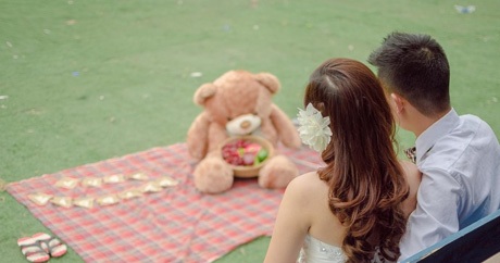 Lỡ yêu phải chàng trai “sến” quá đà - 1 Lo người yêu chê thiếu lãng mạn, nhiều chàng nghĩ đủ tình huống như phim Hàn. (ảnh minh họa)