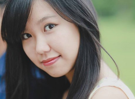 Hoa khôi Tràng An: Mạnh mẽ đón Tết đầu xa nhà - 1 Cuộc sống du học đem lại nhiều thử thách, trải nghiệm cho cô gái từng đăng quang Hoa khôi Tràng An.