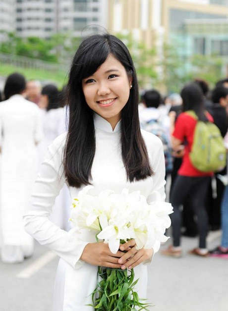 Trần Khánh Linh - cô gái xinh đẹp, tài năng từng là quán quân “Nét đẹp Tràng An” 2012.