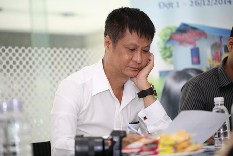 Thủy Tiên hẹn hò với sinh viên trên “Chuyến xe yêu thương” - 3 Đạo diễn Lê Hoàng trong buổi chấm xét duyệt đợt 1 của chương trình.