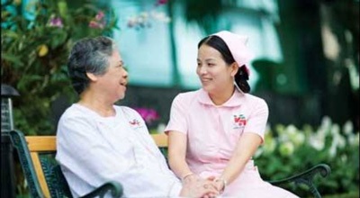 10 ngành học có mức lương cao nhất tại Mỹ - 2 Tại Mỹ, nghề điều dưỡng luôn có nhu cầu cao về nhân lực..
