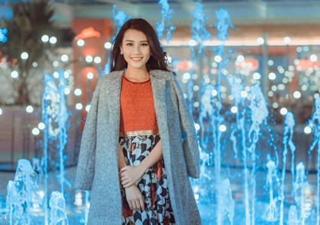 Ngắm dung nhan xinh đẹp của Á khôi báo chí - 3 Thanh Tú còn ấn tượng với mọi người bằng nụ cười rạng rỡ