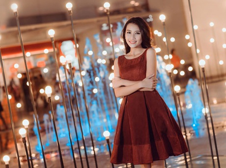 Ngắm dung nhan xinh đẹp của Á khôi báo chí - 8 Theo