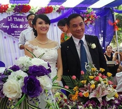 “Hot girl” Việt dồn dập lên xe hoa cuối năm 2014 - 9 Khánh Chi trong lễ cưới giản dị tại quê nhà