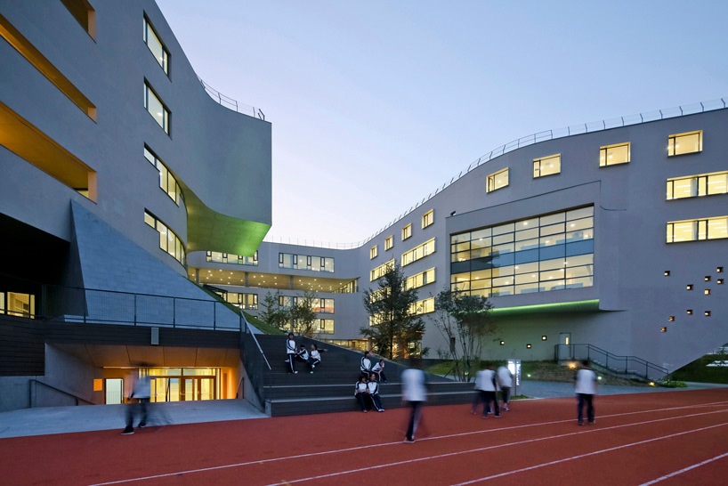 KTX trường Fangshan số 4 (Bắc Kinh, Trung Quốc) – Nhóm thiết kế: OPEN