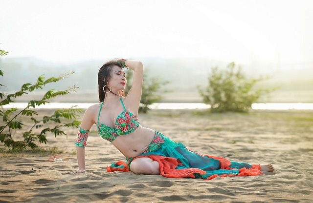 Phiêu cùng vũ khúc bellydance của Hoa khôi tài năng trường Điện ảnh - 12 Hoài Thư