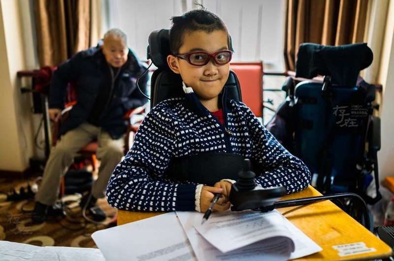 Cậu bé 11 tuổi liệt toàn thân giành HCV Toán học trẻ quốc tế - 13 Cậu bé 11 tuổi liệt toàn thân giành HCV Toán học trẻ quốc tế