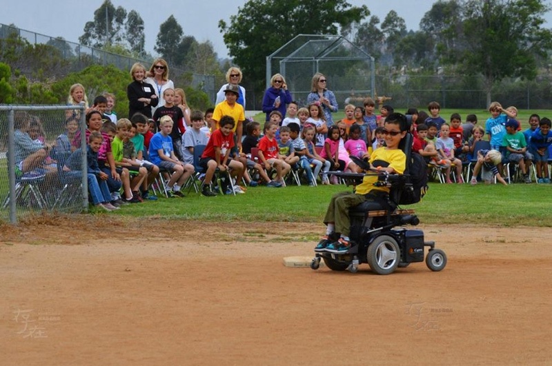 Cậu bé 11 tuổi liệt toàn thân giành HCV Toán học trẻ quốc tế - 5 Cậu bé 11 tuổi liệt toàn thân giành HCV Toán học trẻ quốc tế