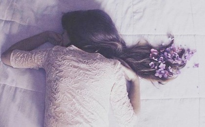Giới trẻ và bệnh "Lười yêu"- Độc thân vì... ngại và lười (Bài 2) - 1 Ngày nghỉ, thay vì đi giao lưu mở rộng mối quan hệ, nhiều cô nàng lại chọn cách... ngủ nướng