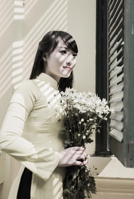Hoa khôi Nhật Lệ: “2014 là năm may mắn nhất” - 5 Hoài Thư