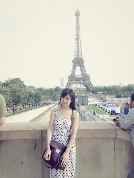 Ngắm vẻ đẹp trong sáng của nữ thạc sĩ Việt giữa trời Paris - 13 Thu Lệ