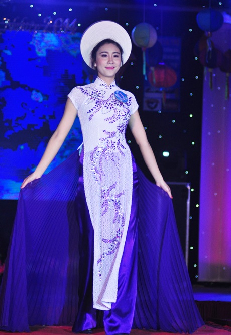 Những hoa khôi sở hữu chiều cao đáng ngưỡng mộ - 11 Những hoa khôi sở hữu chiều cao đáng ngưỡng mộ