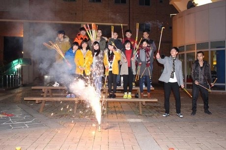 Thư ngắn đầu năm gửi về quê nhà từ ĐH Dongshin, Hàn Quốc - 6 Tết xa nhà và niềm vui giản dị bên bè bạn (Ảnh: Phạm Quang DSU).