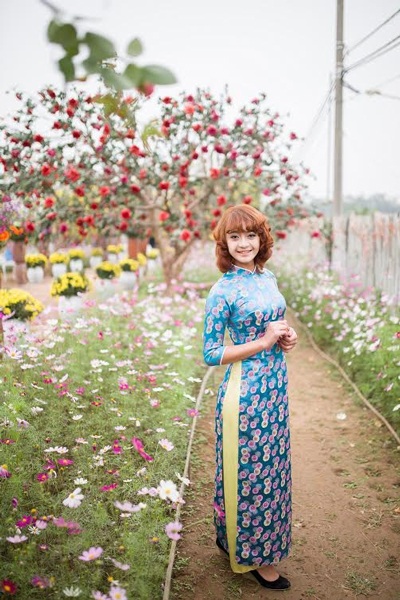 Thiếu nữ Hà thành đua sắc giữa vườn Xuân - 5 Hoài Thư