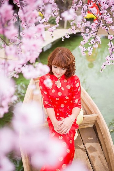 Thiếu nữ Hà thành đua sắc giữa vườn Xuân - 6 Hoài Thư