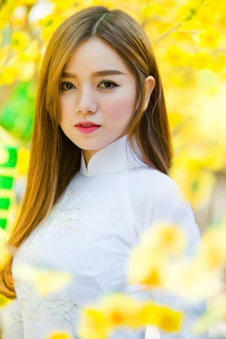 Ngôi sao thời trang Lê Hạ Anh rực rỡ bên mai vàng đón xuân - 11 Hoài Thư