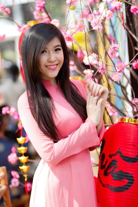 Kỷ niệm Tết chẳng thể phai mờ của những nữ sinh xinh đẹp - 5 “Trước đây, gia đình mình rất khó khăn. Cứ Tết đến, bạn bè có quần áo mới nhưng nhà