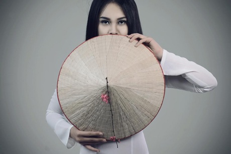 Ngắm bộ ảnh Xuân độc, lạ của Hoa khôi Nội vụ - 6 Hoài Thư