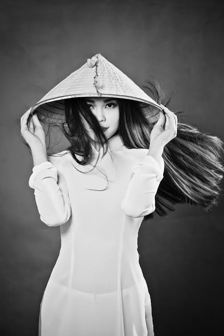 Ngắm bộ ảnh Xuân độc, lạ của Hoa khôi Nội vụ - 7 Hoài Thư