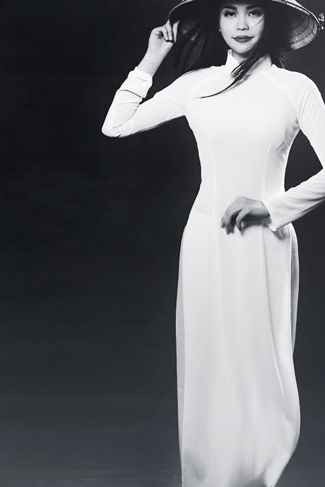 Ngắm bộ ảnh Xuân độc, lạ của Hoa khôi Nội vụ - 8 Hoài Thư