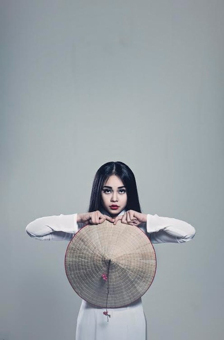 Ngắm bộ ảnh Xuân độc, lạ của Hoa khôi Nội vụ - 2 Hoài Thư