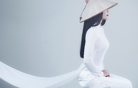 Ngắm bộ ảnh Xuân độc, lạ của Hoa khôi Nội vụ - 3 Hoài Thư