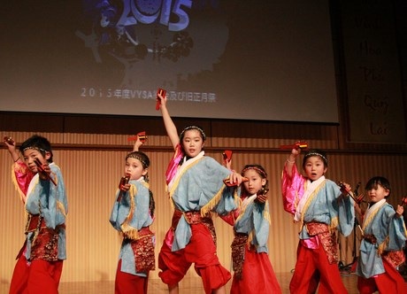 Múa yosakoi truyền thống của Nhật.