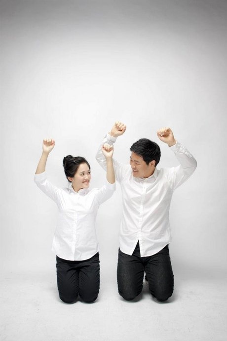 “Chuyện tình London” của nữ nghệ sĩ dương cầm xinh đẹp - 8 Trang Trịnh và Park Sung Min cùng các em nhỏ trong dự án “Dàn hợp xướng kỳ diệu”.