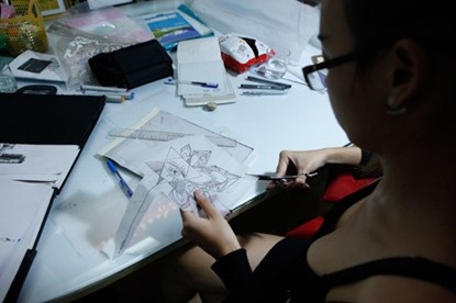 Tiếp theo lên bản thiết kế sao cho vừa có tính thẩm mỹ cao vừa