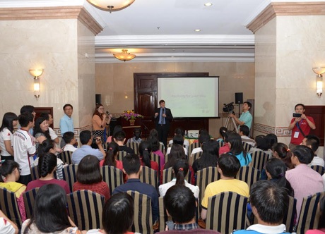 AAE: Triển lãm giáo dục Hoa Kỳ - Mùa xuân 2015 - 3 AAE: Triển lãm giáo dục Hoa Kỳ - Mùa xuân 2015