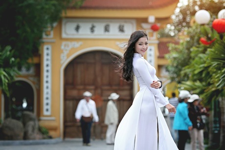 Nữ sinh Hà thành duyên dáng trong tà áo dài tinh khôi - 6 Hoài Thư