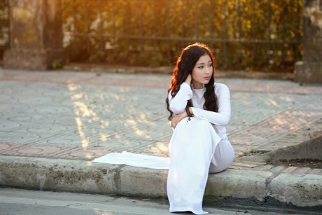 Nữ sinh Hà thành duyên dáng trong tà áo dài tinh khôi - 9 Hoài Thư