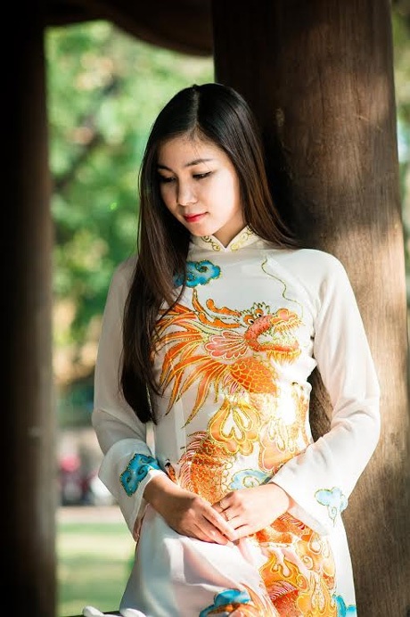 Hoa khôi Sông Lam Nghệ An dịu dàng trong tà áo dài - 4 Hoài Thư