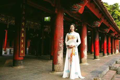 Hoa khôi Sông Lam Nghệ An dịu dàng trong tà áo dài - 7 Hoài Thư
