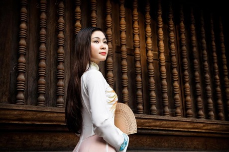 Hoa khôi Sông Lam Nghệ An dịu dàng trong tà áo dài - 10 Hoài Thư