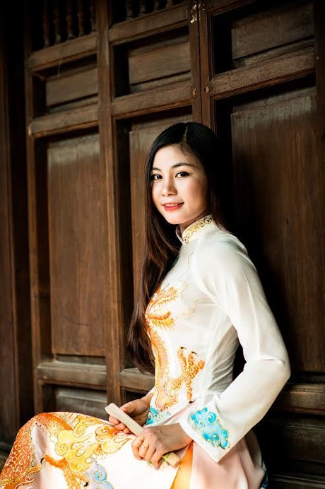Hoa khôi Sông Lam Nghệ An dịu dàng trong tà áo dài - 12 Hoài Thư